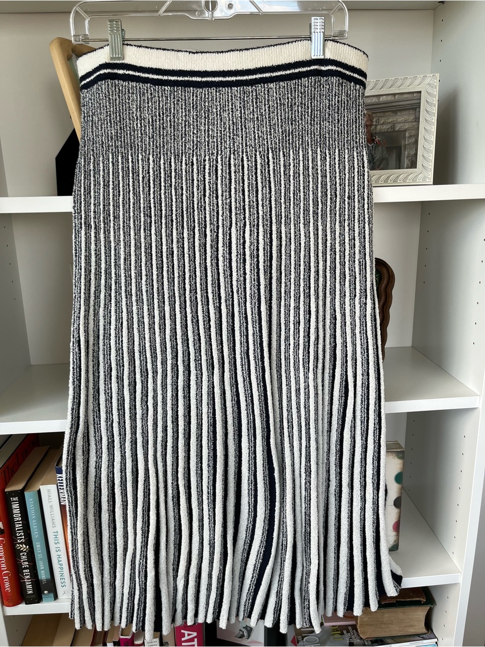 Zara Midi Skirt Size L NWT
